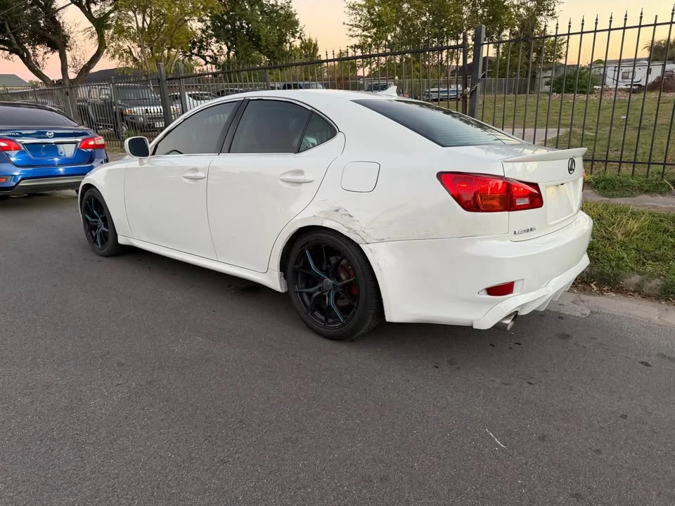 2008 Lexus IS 2nd Gen - Image 4 of 9