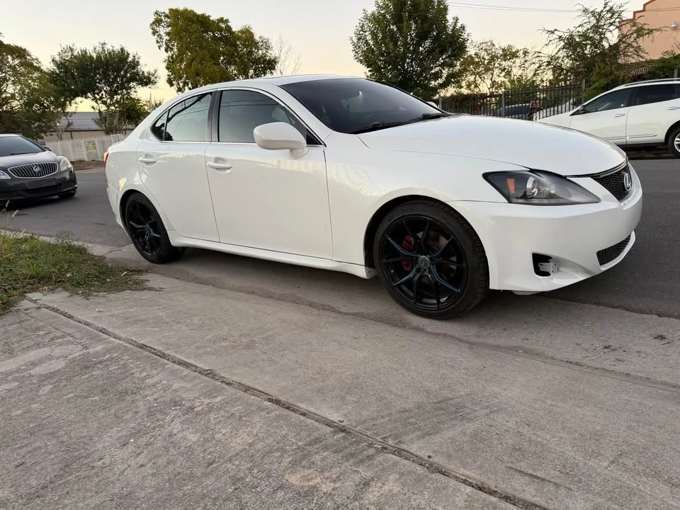 2008 Lexus IS 2nd Gen - Image 5 of 9