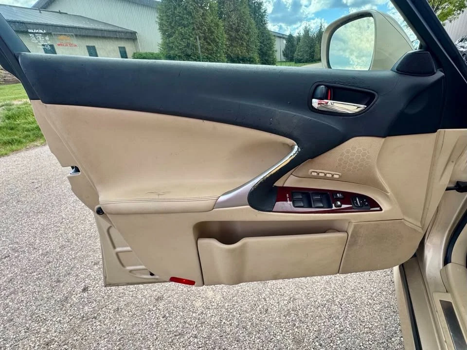 2008 Lexus IS 2nd Gen - Image 19 of 20