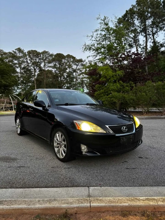 2008 Lexus IS 2nd Gen - Image 2 of 12