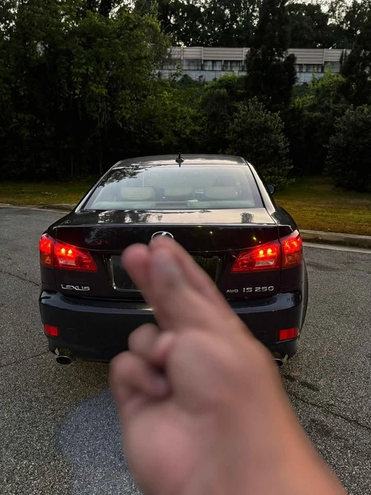 2008 Lexus IS 2nd Gen - Image 6 of 12