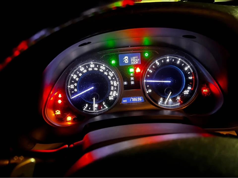 2008 Lexus IS 2nd Gen - Image 5 of 6