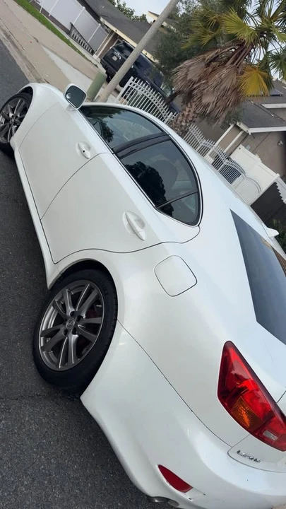 2008 Lexus IS 2nd Gen - Image 4 of 4