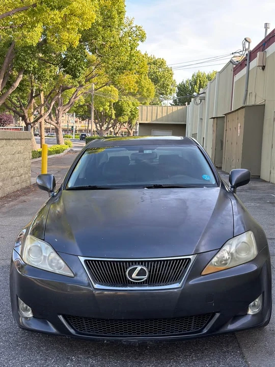 2008 Lexus IS 2nd Gen - Image 3 of 10