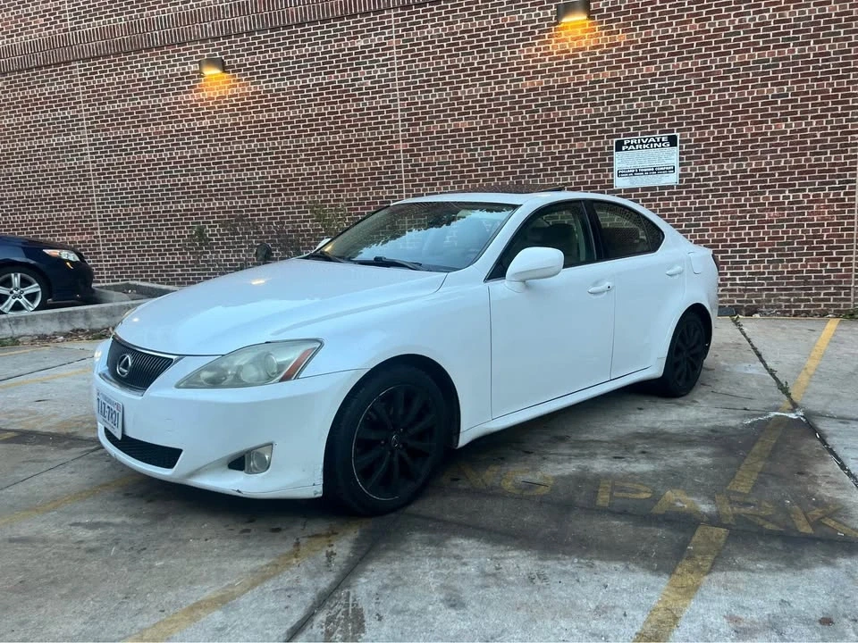 2008 Lexus IS 2nd Gen - Image 3 of 10
