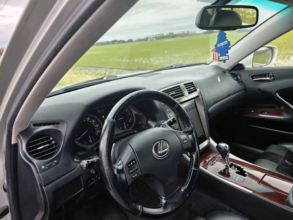 2008 Lexus IS 2nd Gen - Image 6 of 10