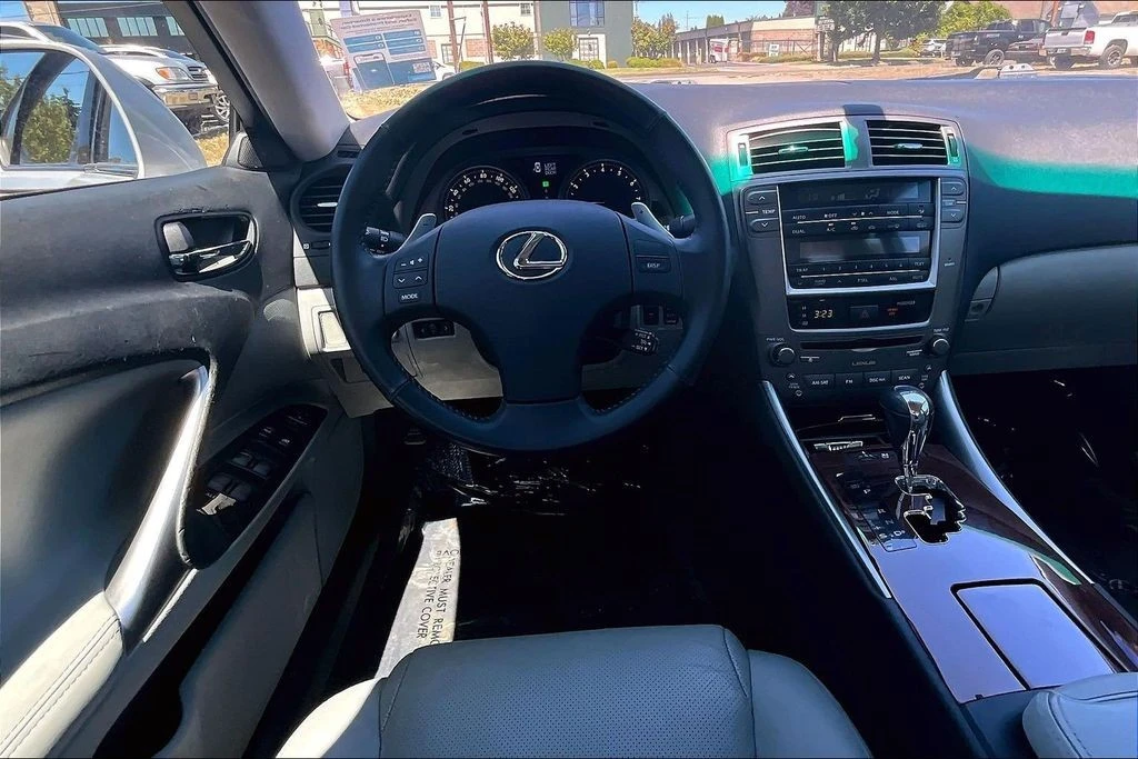 2008 Lexus IS 2nd Gen - Image 7 of 31