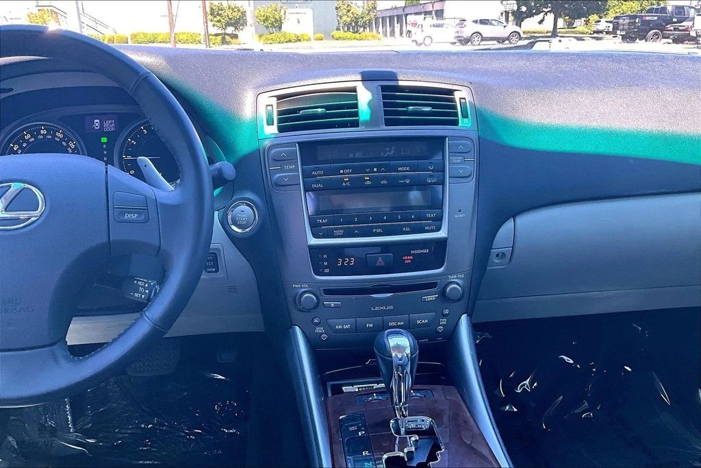 2008 Lexus IS 2nd Gen - Image 8 of 31