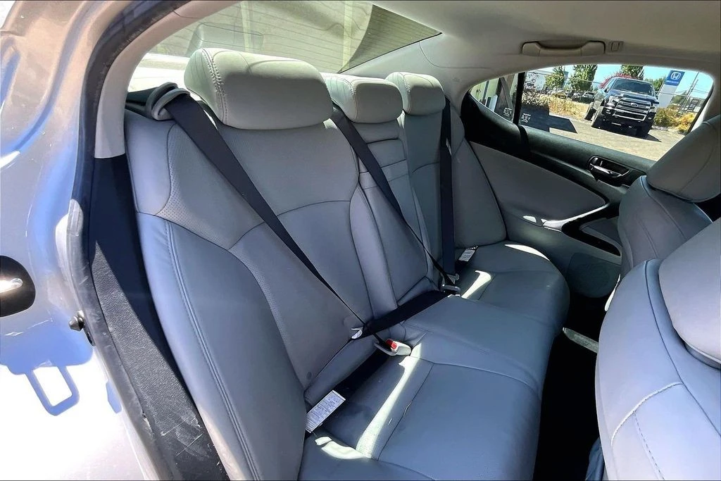 2008 Lexus IS 2nd Gen - Image 20 of 31