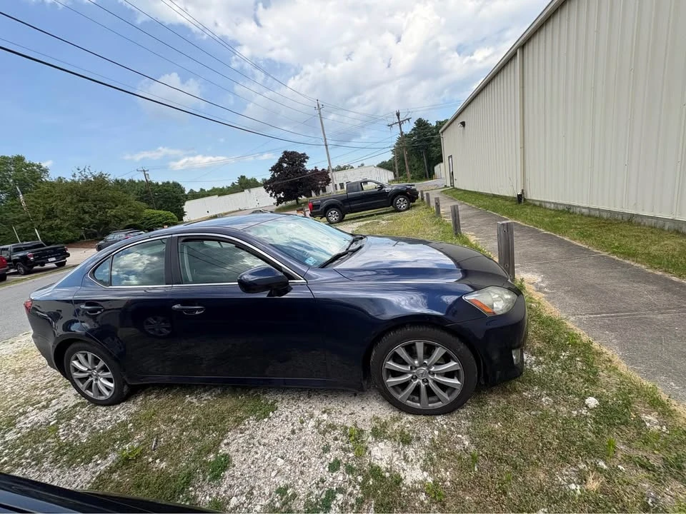 2008 Lexus IS 2nd Gen - Image 4 of 4