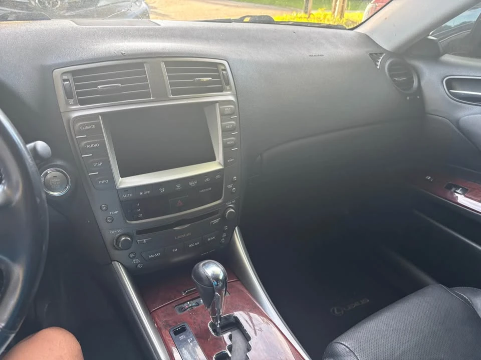 2008 Lexus IS 2nd Gen - Image 3 of 8