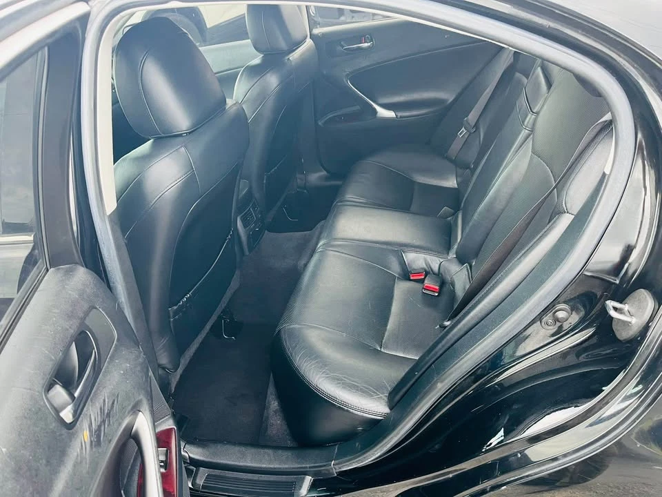 2008 Lexus IS 2nd Gen - Image 16 of 18