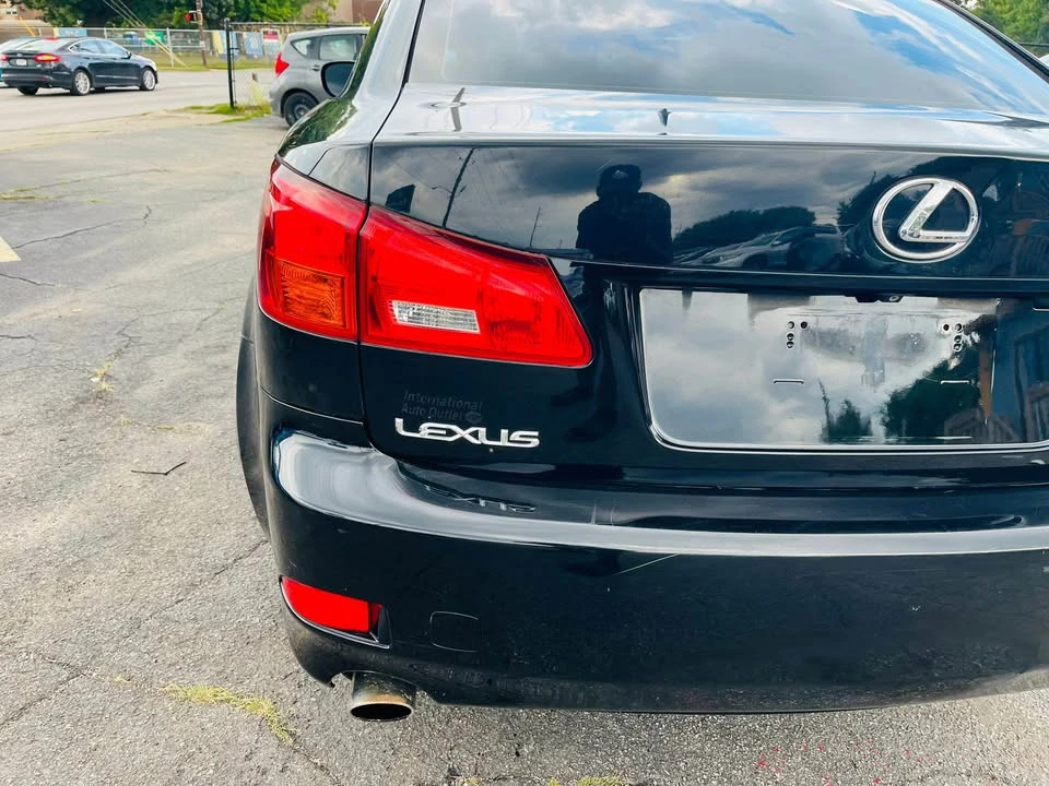2008 Lexus IS 2nd Gen - Image 9 of 18