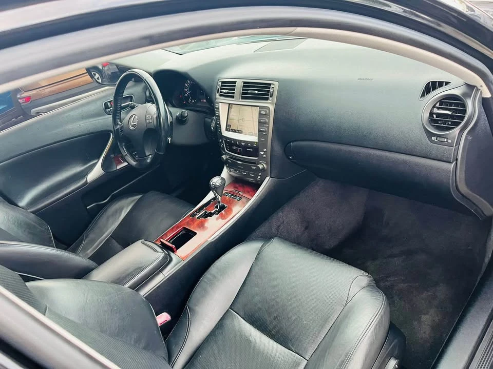 2008 Lexus IS 2nd Gen - Image 13 of 18