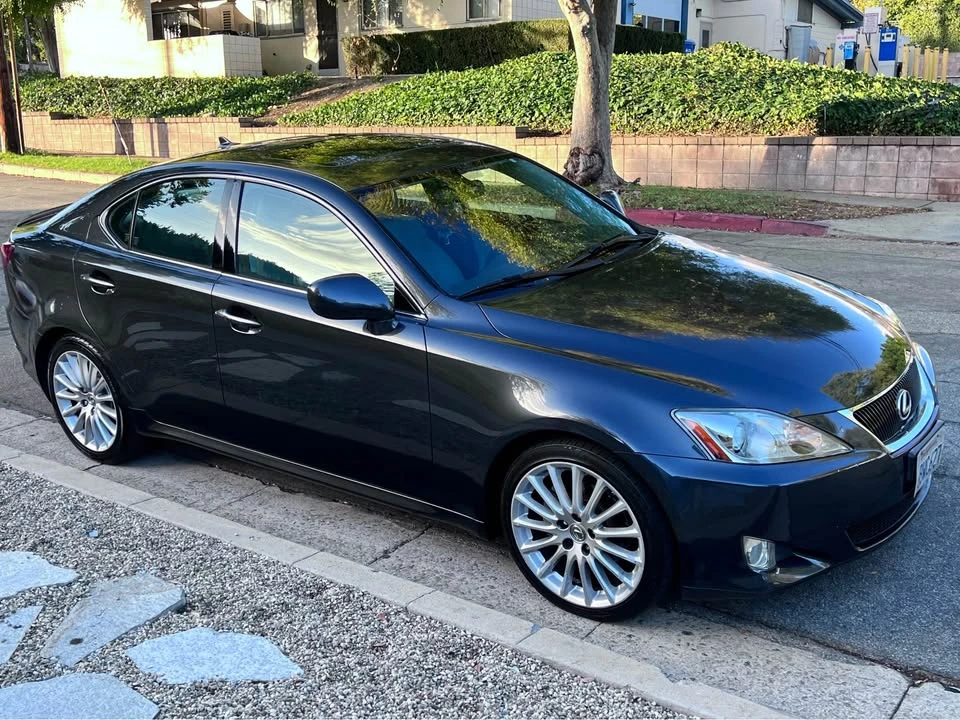 2008 Lexus IS 2nd Gen - Image 3 of 8