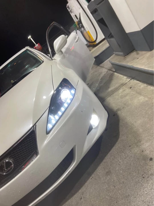 2008 Lexus IS 2nd Gen - Image 3 of 8