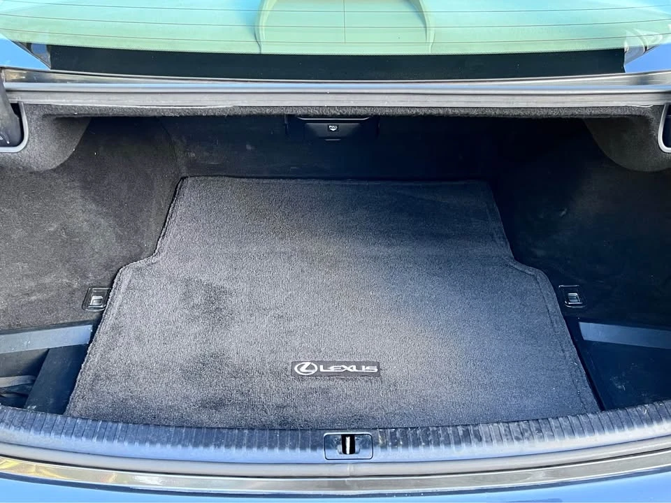 2008 Lexus IS 2nd Gen - Image 6 of 8