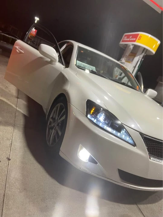 2008 Lexus IS 2nd Gen - Image 2 of 8