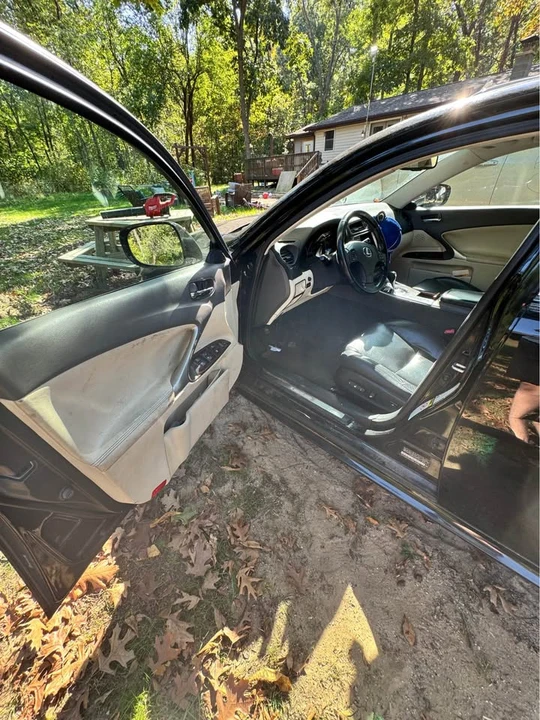 2008 Lexus IS 2nd Gen - Image 12 of 15