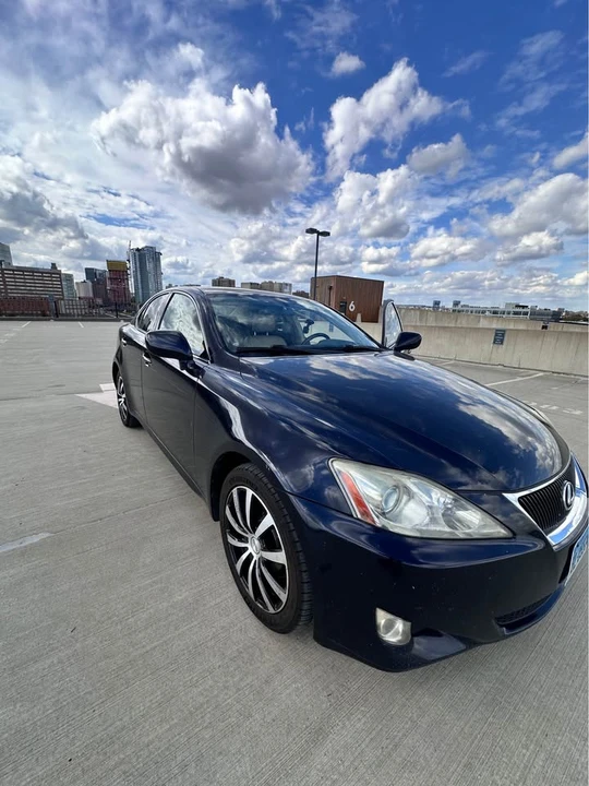 2008 Lexus IS 2nd Gen - Image 11 of 20