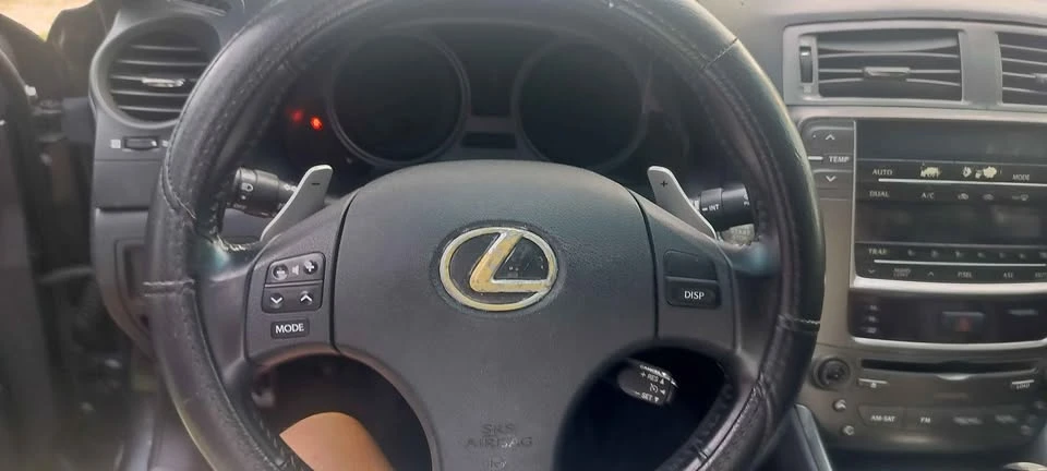 2008 Lexus IS 2nd Gen - Image 9 of 18