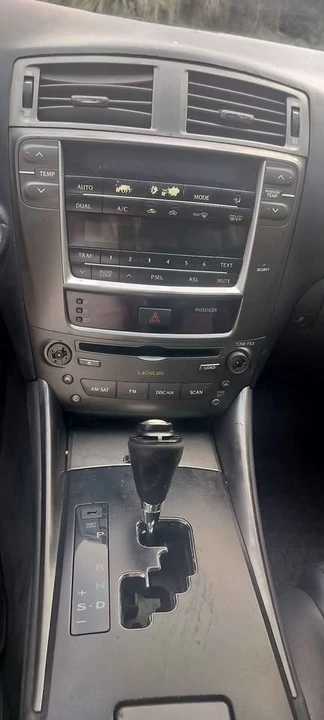2008 Lexus IS 2nd Gen - Image 10 of 18