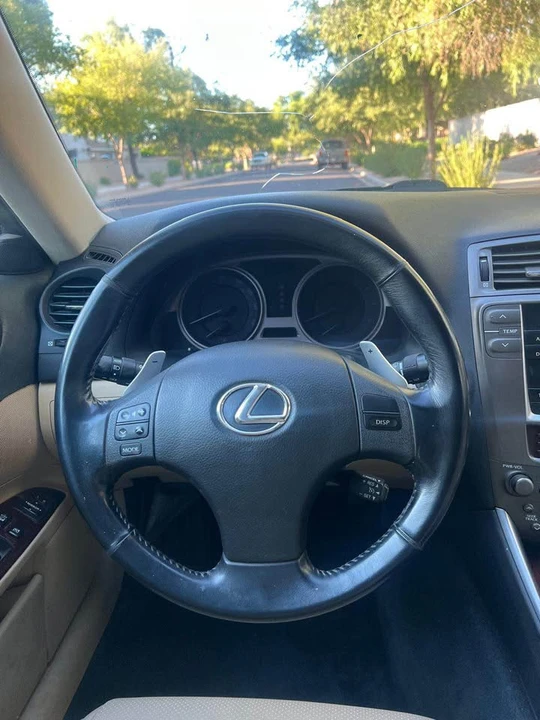 2008 Lexus IS 2nd Gen - Image 11 of 14