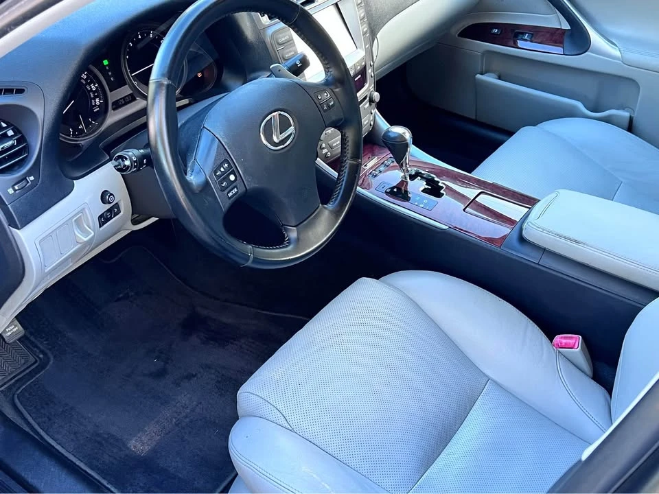 2008 Lexus IS 2nd Gen - Image 7 of 8