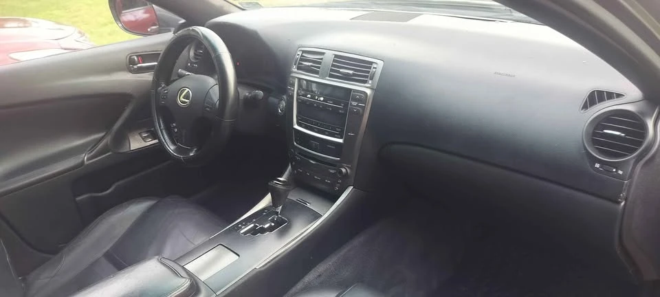 2008 Lexus IS 2nd Gen - Image 17 of 18