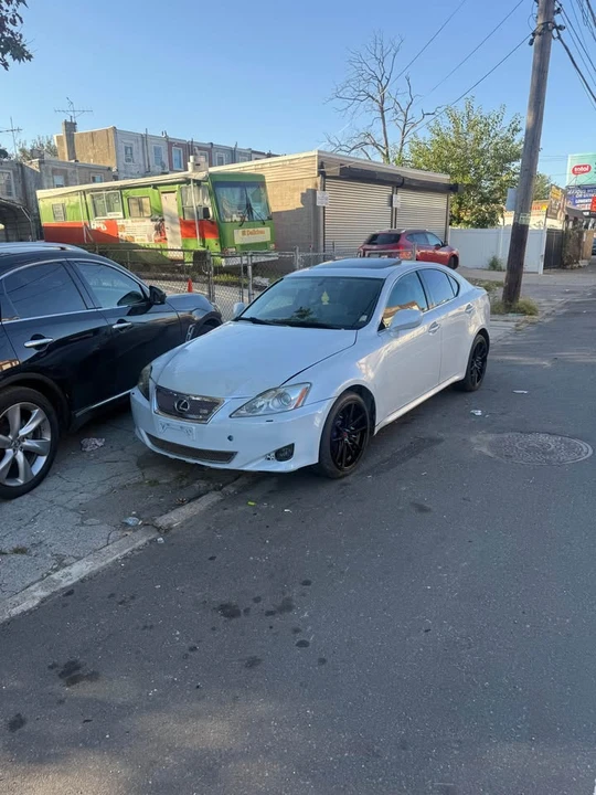 2008 Lexus IS 2nd Gen - Image 7 of 15