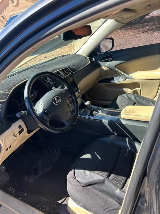 2008 Lexus IS 2nd Gen - Image 5 of 7