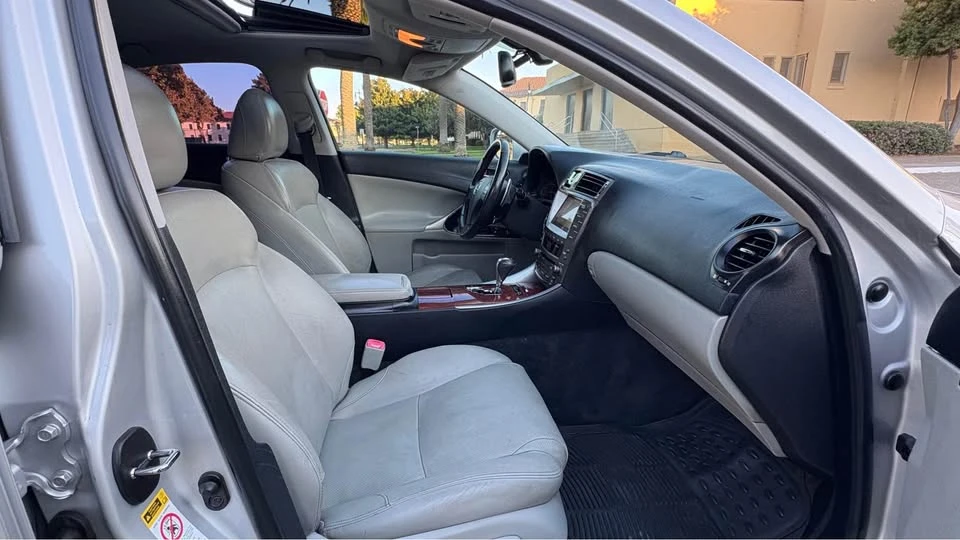 2008 Lexus IS 2nd Gen - Image 4 of 15