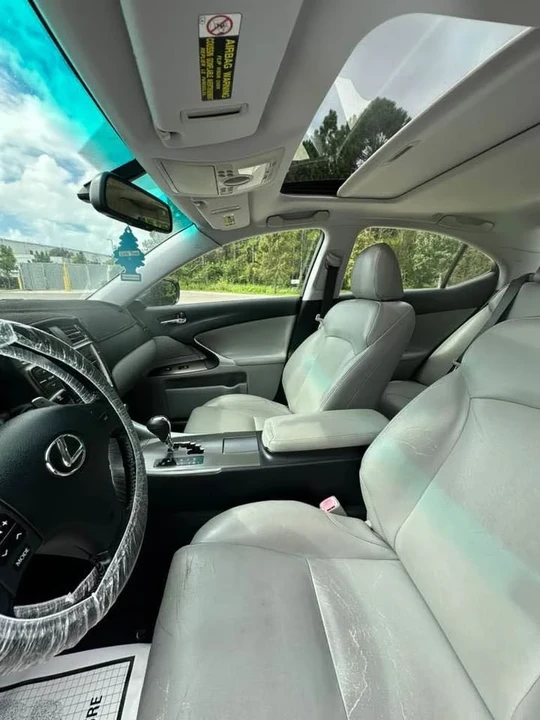 2008 Lexus IS 2nd Gen - Image 9 of 12