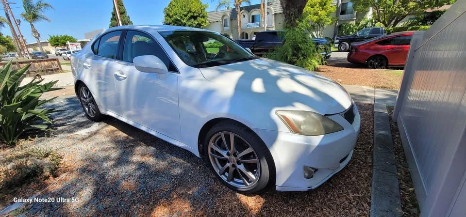 2008 Lexus IS 2nd Gen - Image 2 of 8