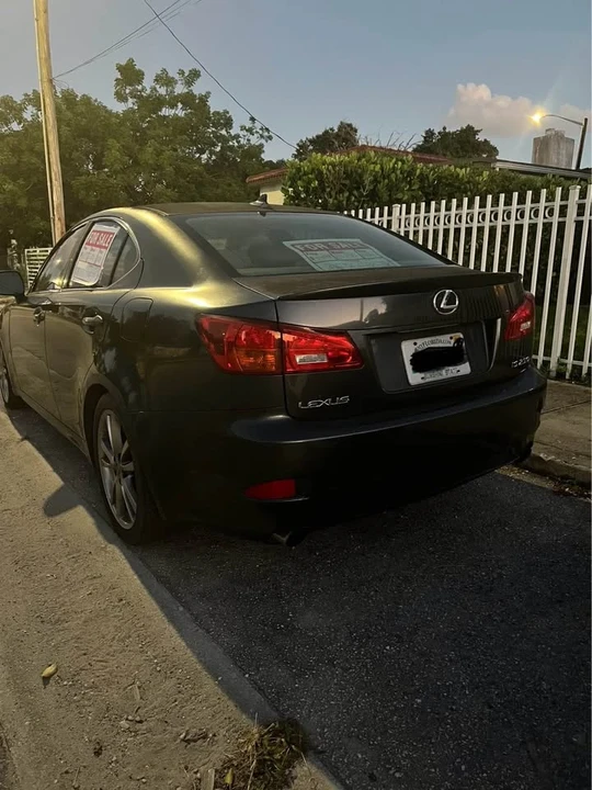 2008 Lexus IS 2nd Gen - Image 9 of 10
