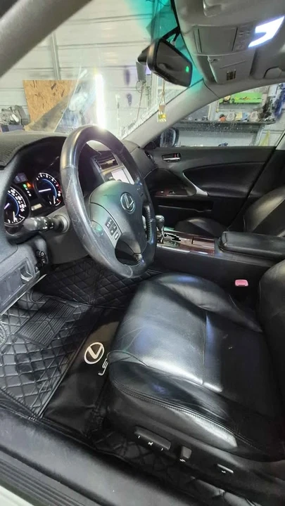 2008 Lexus IS 2nd Gen - Image 13 of 19