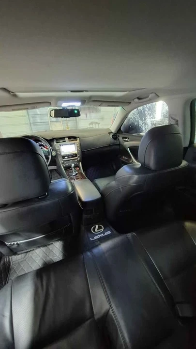 2008 Lexus IS 2nd Gen - Image 17 of 19