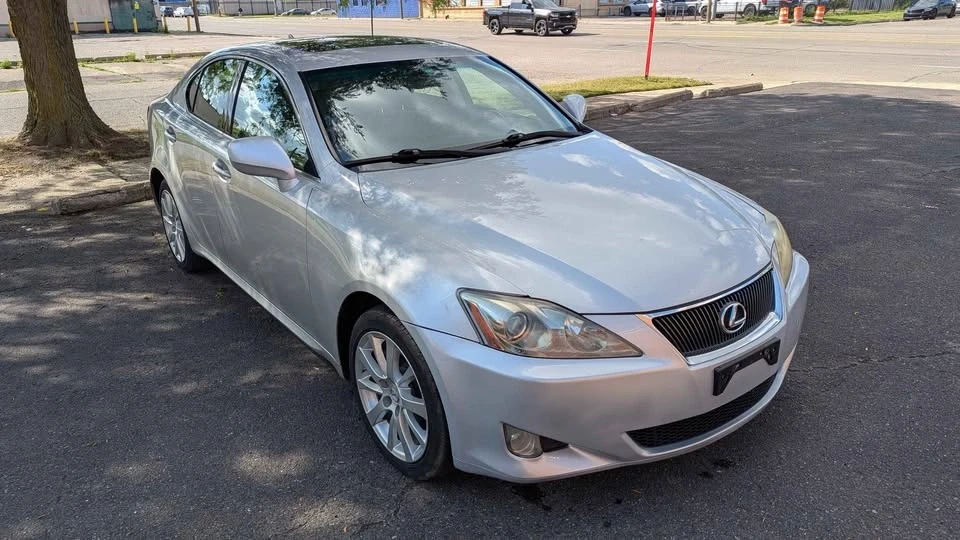 2008 Lexus IS 2nd Gen - Image 2 of 8