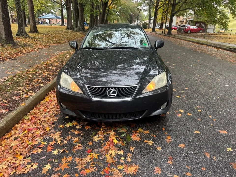 2008 Lexus IS 2nd Gen - Image 2 of 13