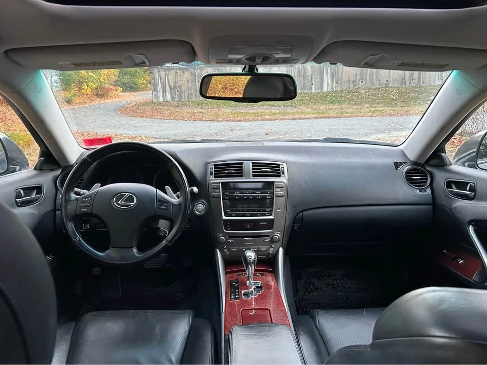 2008 Lexus IS 2nd Gen - Image 9 of 14