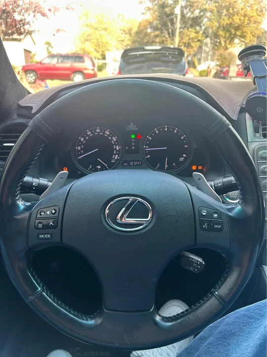 2008 Lexus IS 2nd Gen - Image 4 of 8