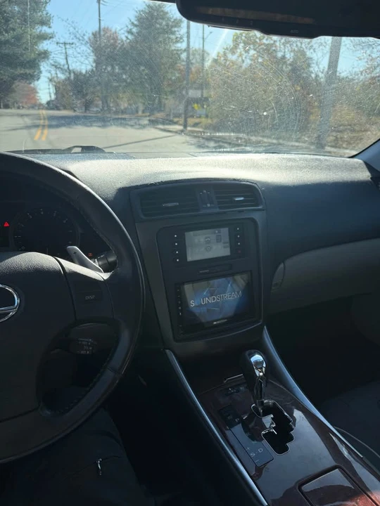 2008 Lexus IS 2nd Gen - Image 14 of 15