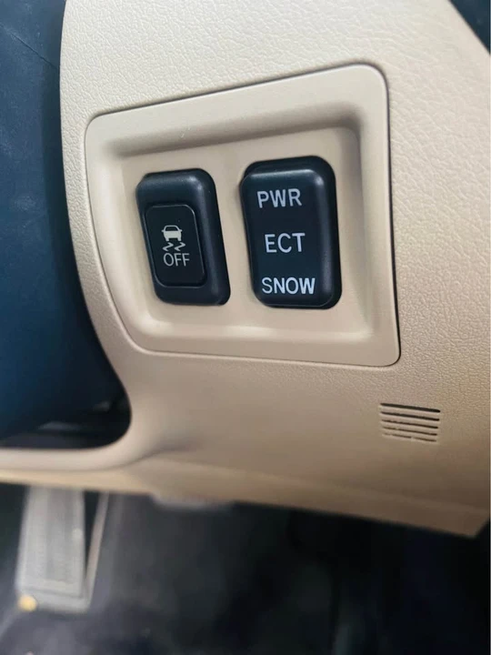 2008 Lexus IS 2nd Gen - Image 6 of 12