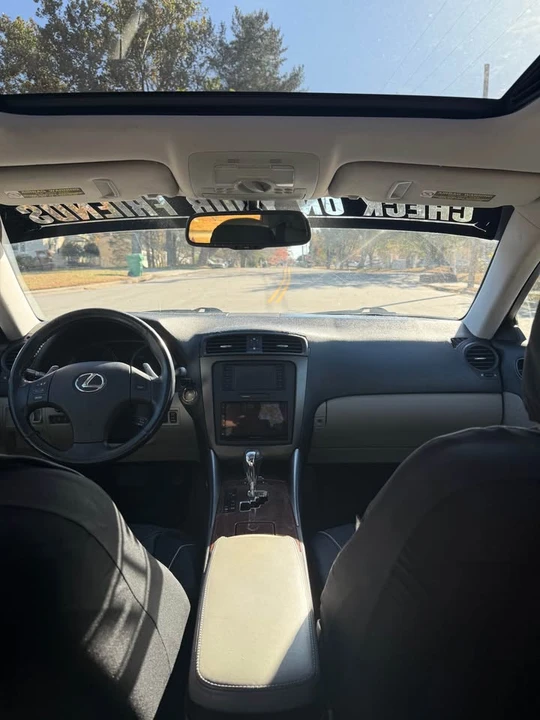 2008 Lexus IS 2nd Gen - Image 11 of 15