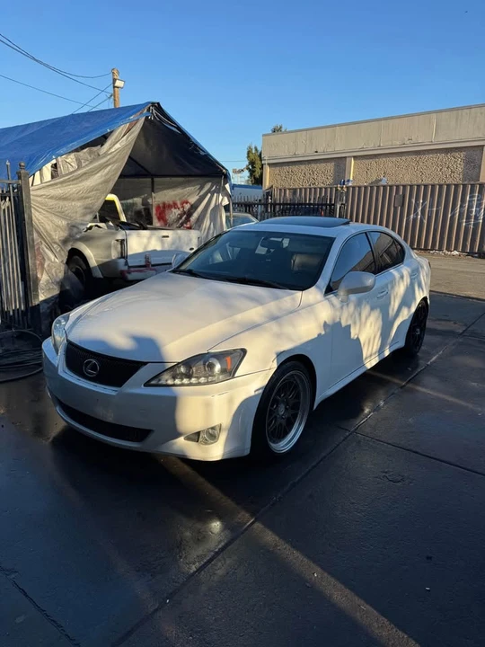 2008 Lexus IS 2nd Gen - Image 2 of 4