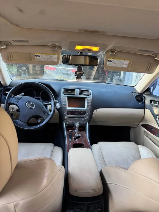 2008 Lexus IS 2nd Gen - Image 4 of 4