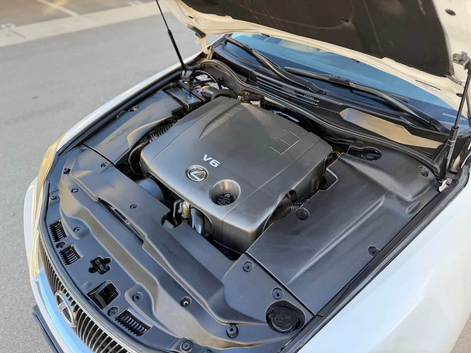 2008 Lexus IS 2nd Gen - Image 11 of 12