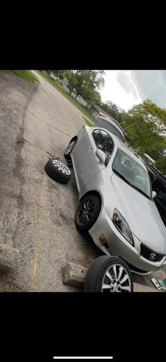 2008 Lexus IS 2nd Gen - Image 4 of 10