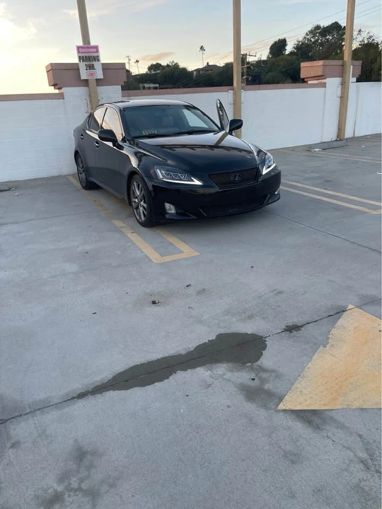 2008 Lexus IS 2nd Gen - Image 6 of 11