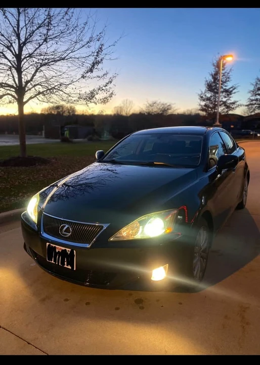 2008 Lexus IS 2nd Gen - Image 3 of 7